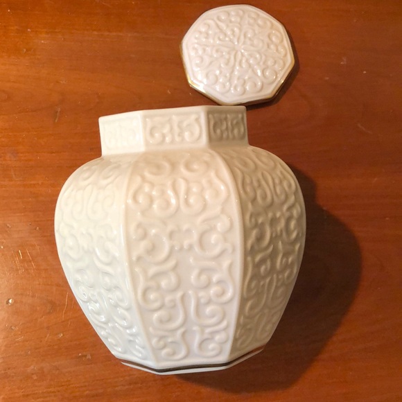 Lenox Other - Antique Lenox vase w/ top, hand decorated with 24K